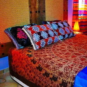 Seventies Cheap & Chic Two Aparthotel Lagos